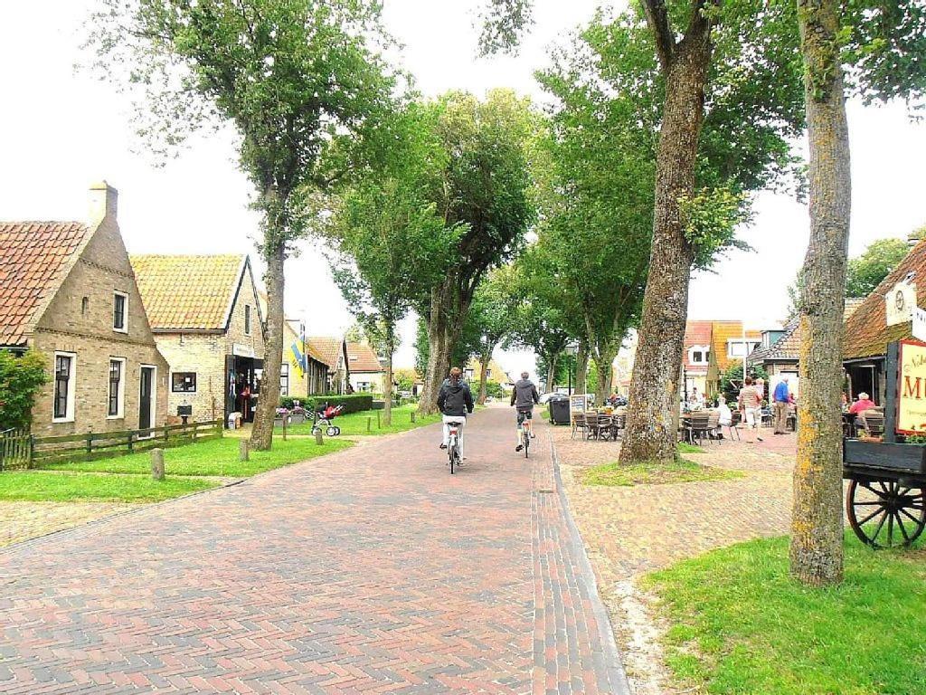 Zeeduin, Met Zonnig Terras - Volledige Keuken- Resort Amelander Kaap, Incl Verwarmd Hotel-Zwembad Nabij Dorp, Duinen En Strand Hollum  Exterior foto